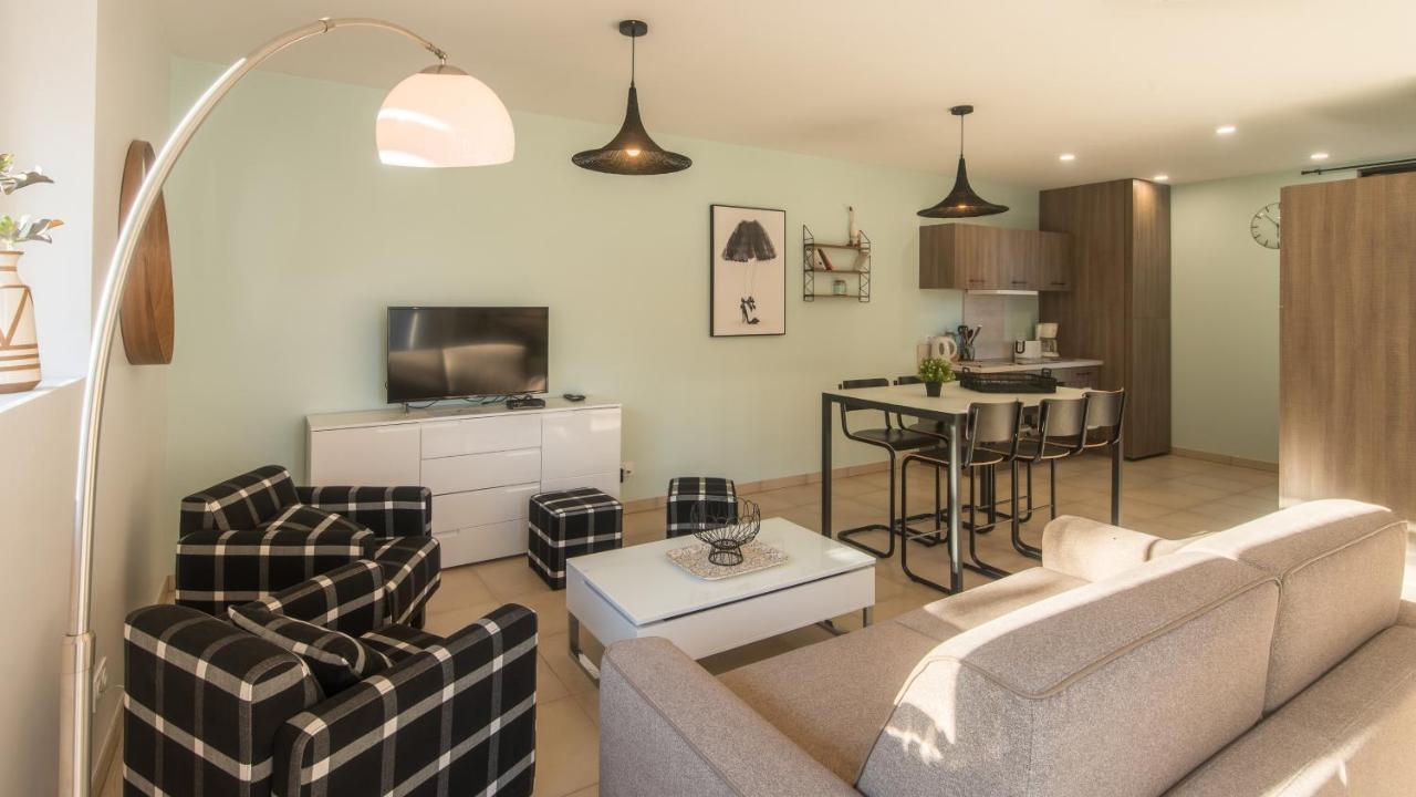 Апартаменты Cote Jardin Avec Jacuzzi Privatif Et Parking Prive Сарла-ла-Канеда Экстерьер фото