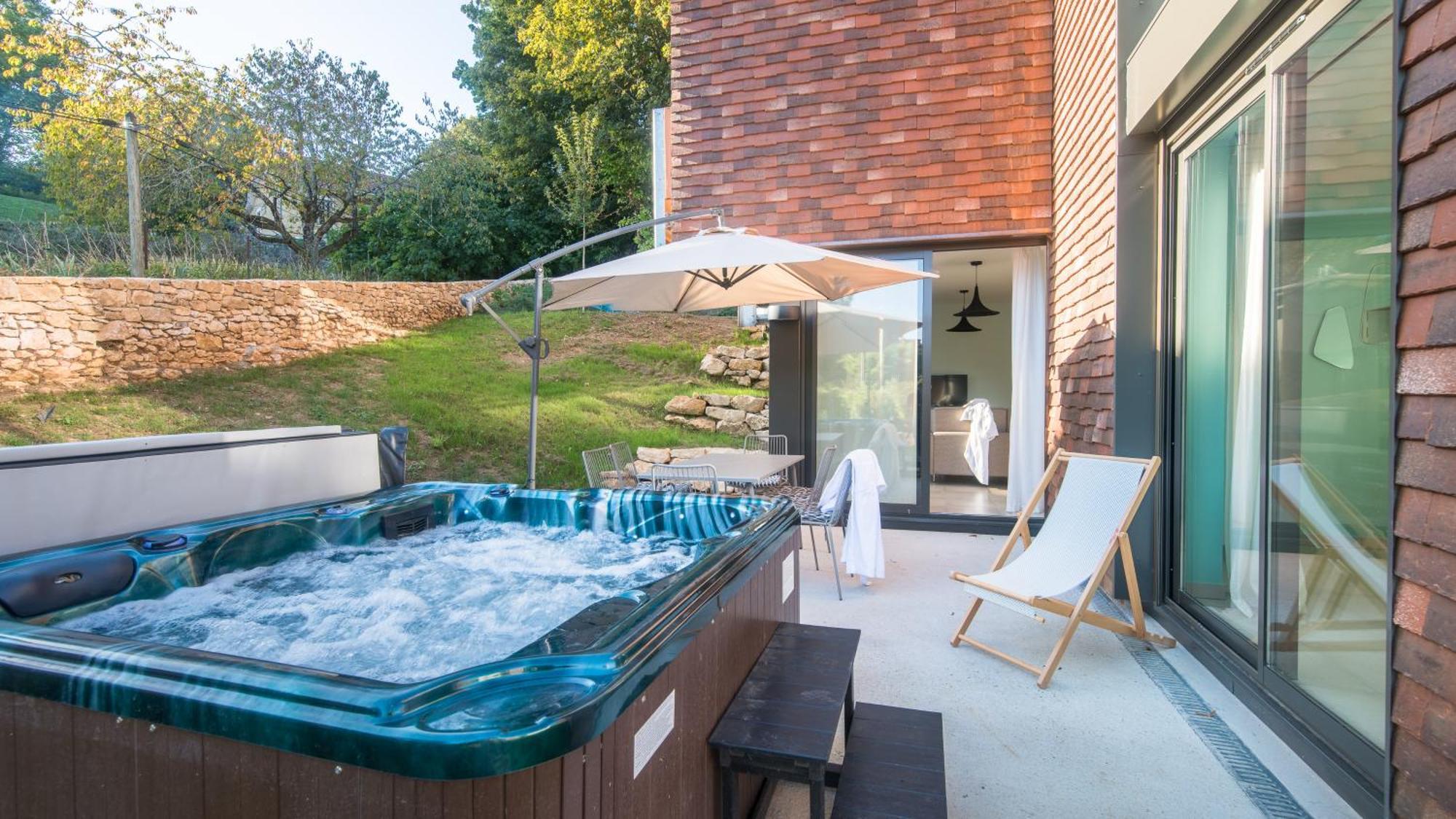 Апартаменты Cote Jardin Avec Jacuzzi Privatif Et Parking Prive Сарла-ла-Канеда Экстерьер фото